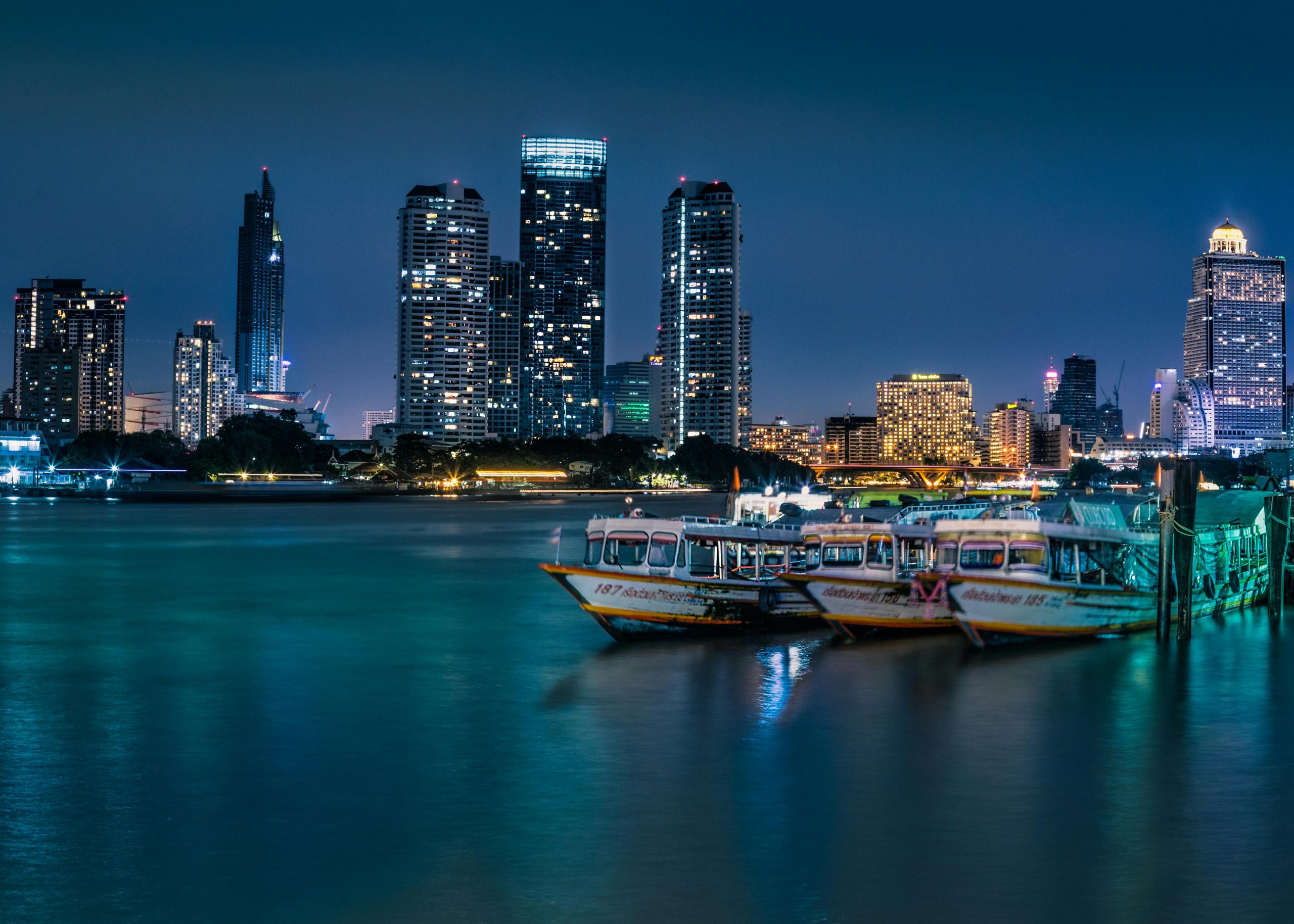 Mandarin Oriental Bangkok – Siam 1-Bedroom Suite – Thai-Inspired Luxury Riverside Escape